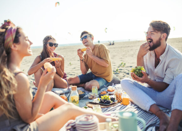Beat the Summertimes Heat with Crockery Pot Food Preparation Pleasant beach picnic with my friends